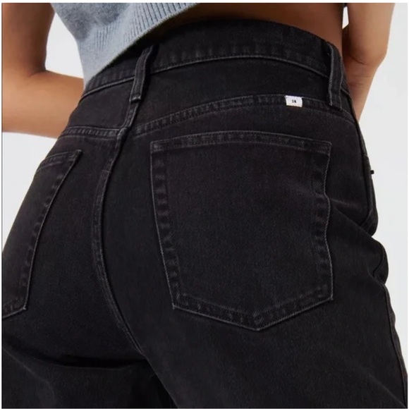 Sunday Best Lowkey Mom Jeans - Picture 3 of 5